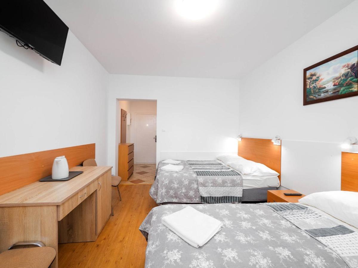 Astoria Apartment ดอมกี ภายนอก รูปภาพ